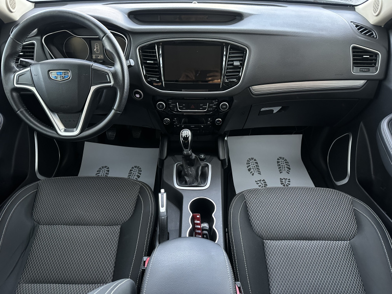  Emgrand X7
