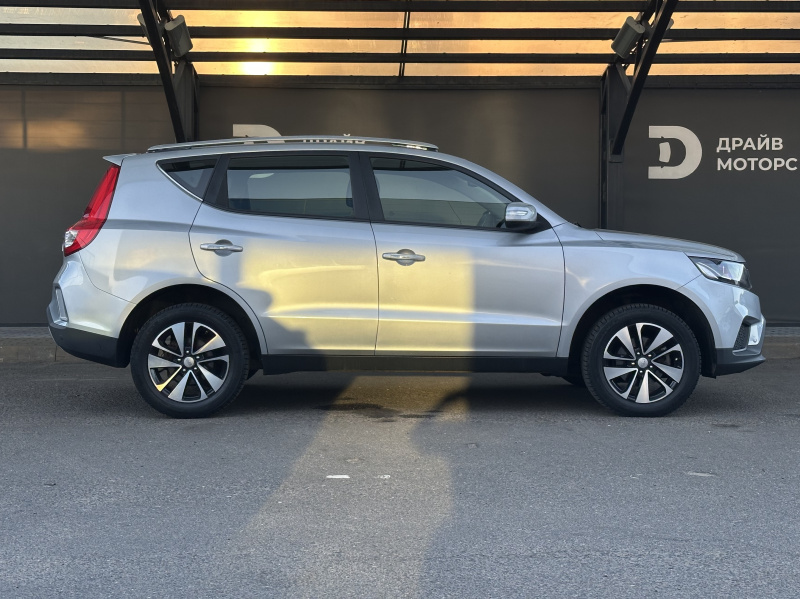  Emgrand X7